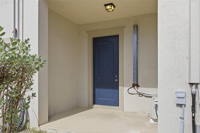 Building Photo - 27057 SW 140th Path
