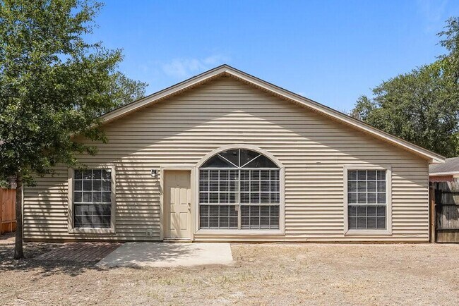 Building Photo - 6422 Garden Canyon Dr