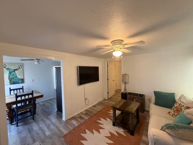 Building Photo - 809 1/2 N Pate