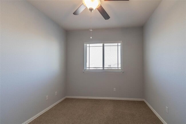 Building Photo - 529 Cerrito Cove