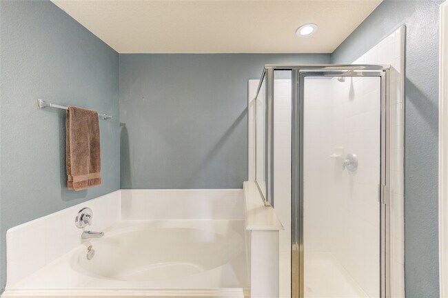 Building Photo - 2351 Urban Forest Ct