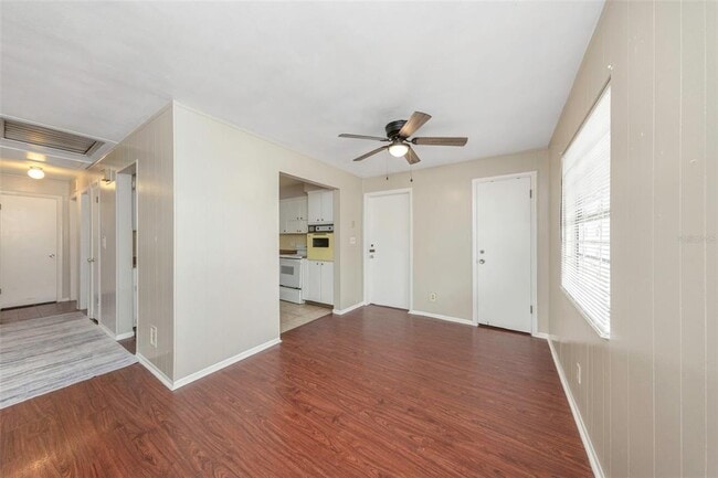 Building Photo - 2423 Auburn St S