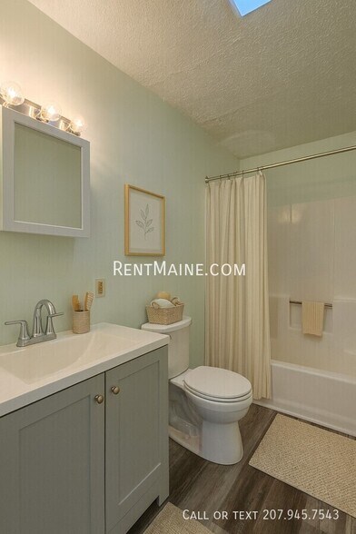 Building Photo - 22 Hillside Ln