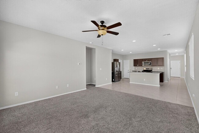 Building Photo - 4847 Mount Salas St NE