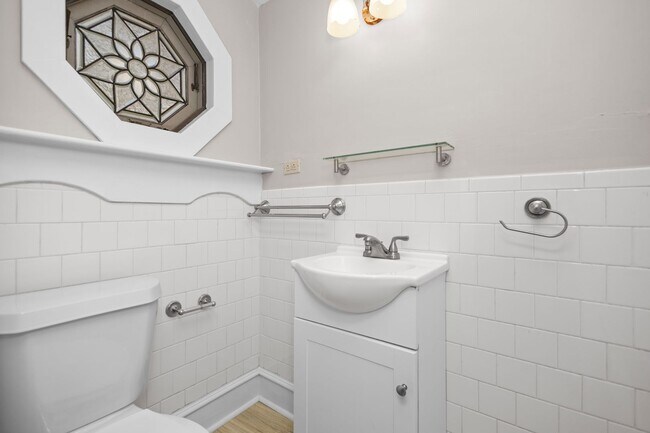 Building Photo - 437 Connecticut Ave