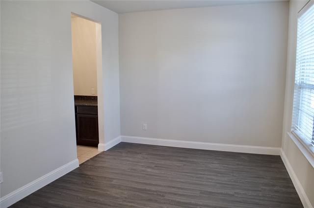 Building Photo - 3804 Oceanview Dr