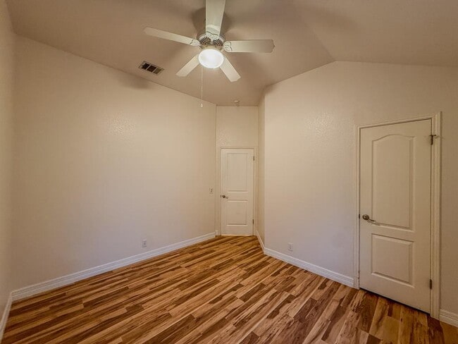 Building Photo - 16908 Cactus Blossom Dr