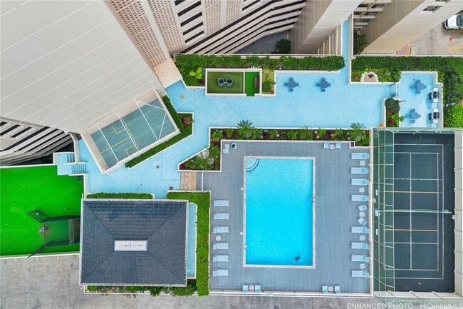 Building Photo - 469 Ena Rd