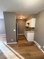 Building Photo - Maple Ave Apartments