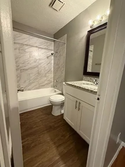 Building Photo - 13740 Montfort Dr