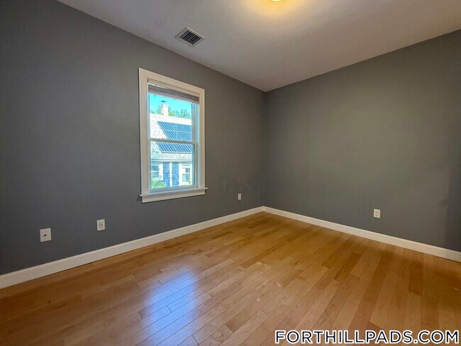 Building Photo - 31-33 Thornton St.