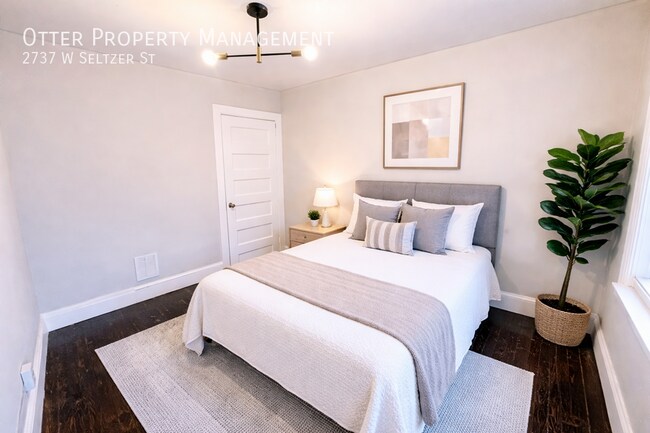 Building Photo - 2737 W Seltzer St