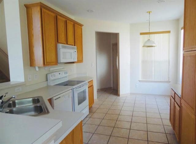 Building Photo - 3021 Rolling Meadow Dr