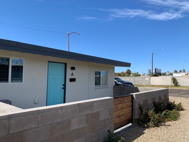 Building Photo - Herradura Villas-1023 (A&amp;B)
