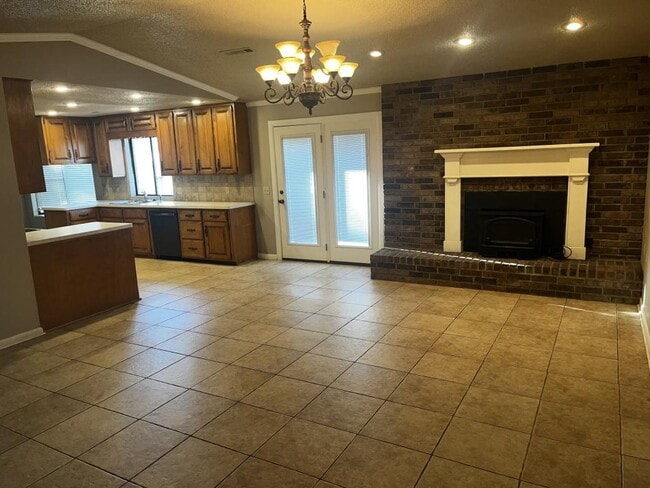 Building Photo - 19245 Tuttle Rd