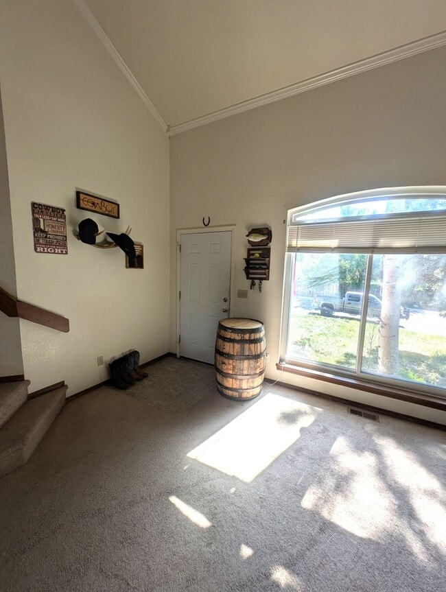 Building Photo - 6740 Holt Dr