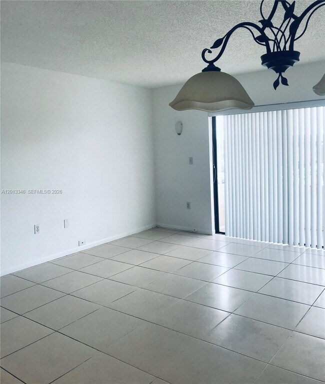 Building Photo - 17600 NW 68th Ave