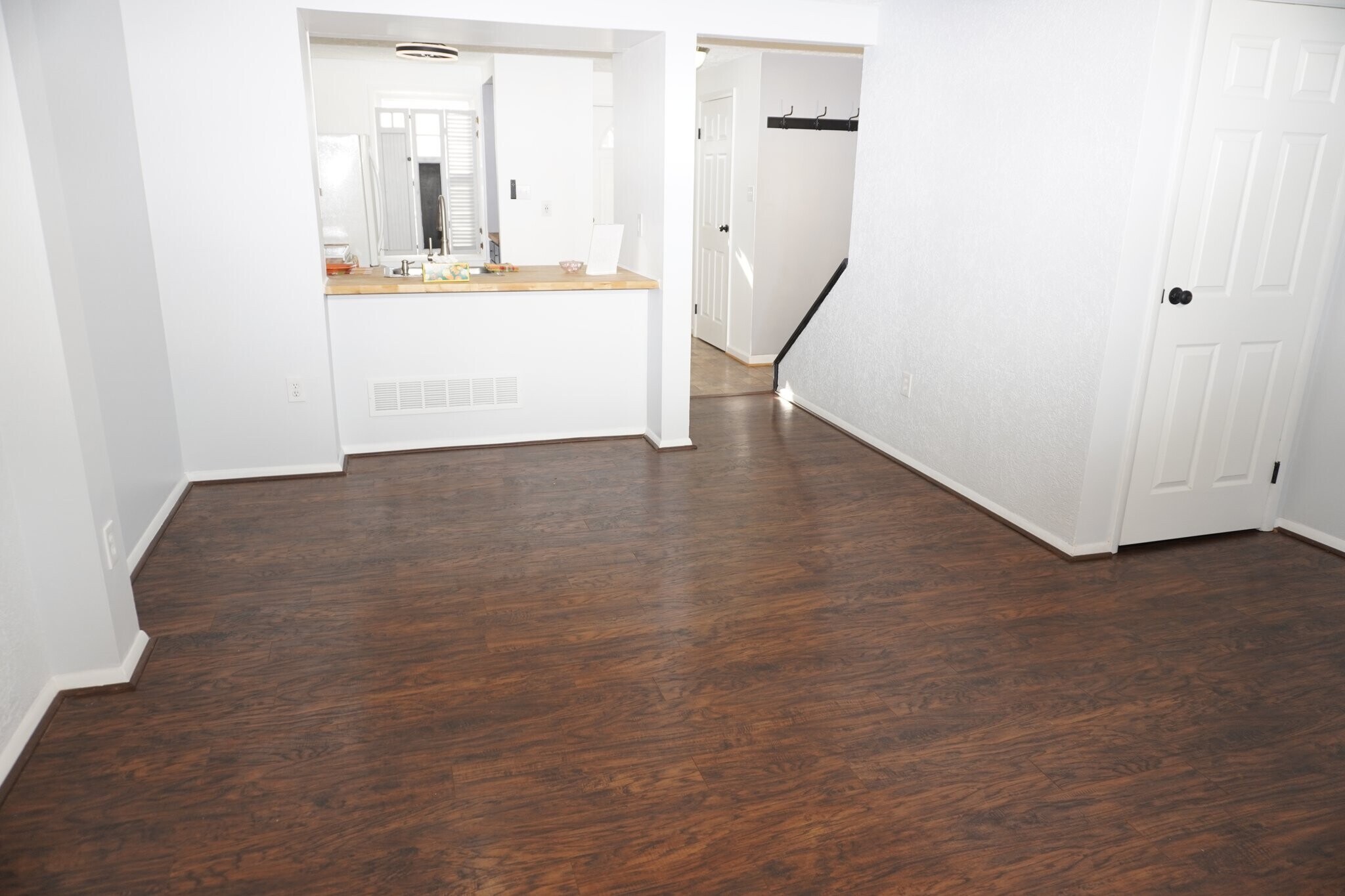 Building Photo - 25 Stillwood Cir