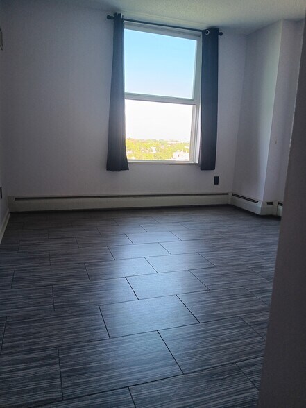Bedroom, - 1425 W 28th St