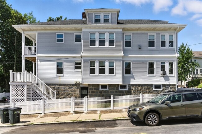 Building Photo - 29 Arbroth St