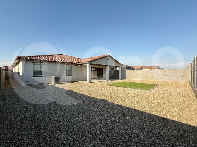 Building Photo - 3037 W la Mirada Dr
