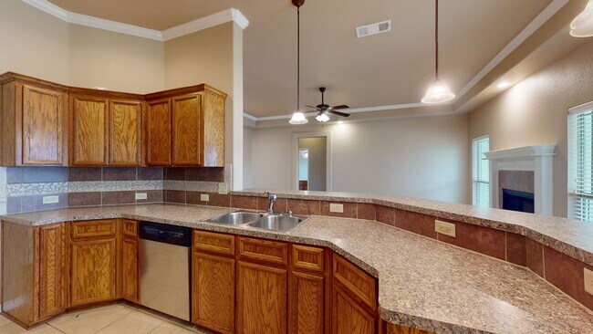 Building Photo - Unique opportunity to rent till June 30, 2...