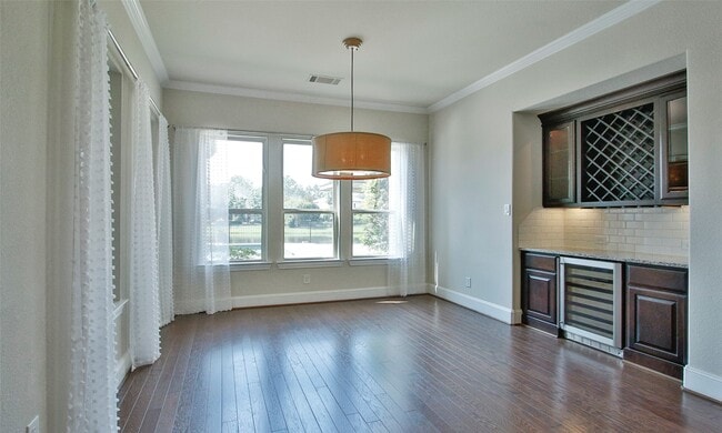 Building Photo - 39 Paloma Bend Pl