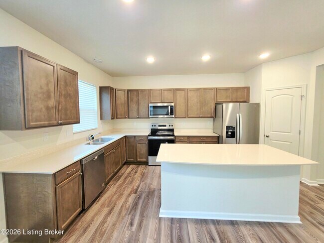Building Photo - 4609 Golden Eagle Dr