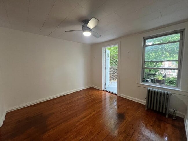 Primary Photo - 2 bedroom in SUNNYSIDE NY 11104