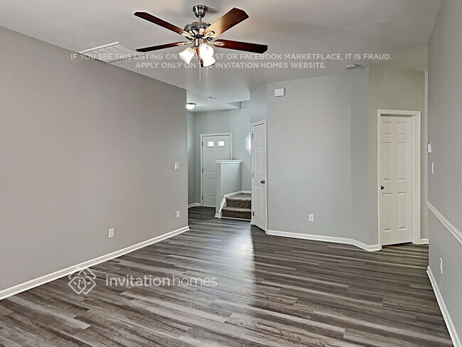 Building Photo - 1123 Hipp Rd