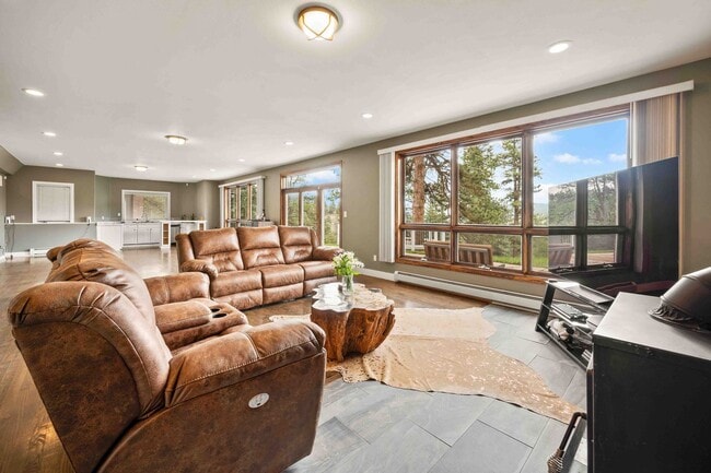 Building Photo - Exquisite Lookout Mountain Estate – Where ...