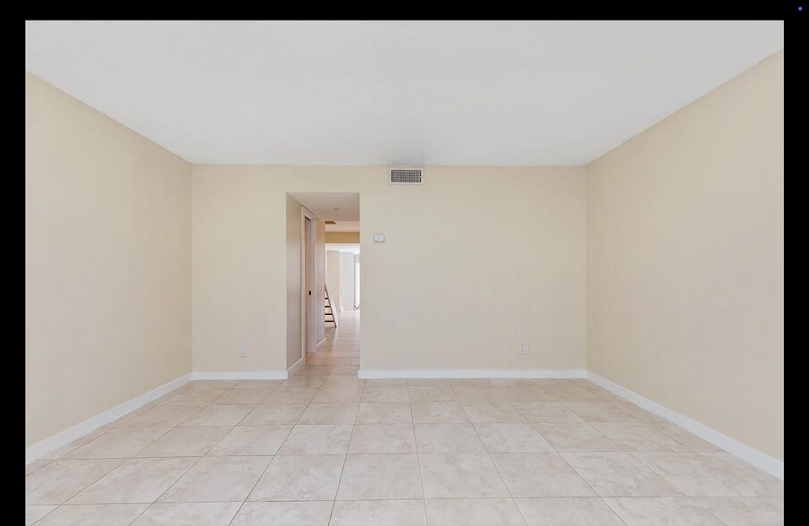 Building Photo - 11466 SW 109th Rd