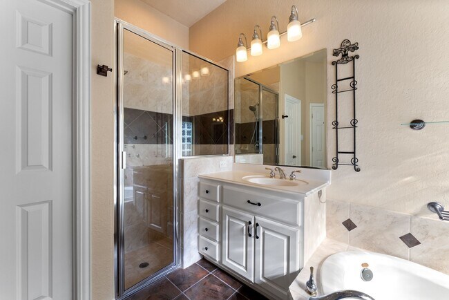 Building Photo - 31 N Warbler Bend Cir