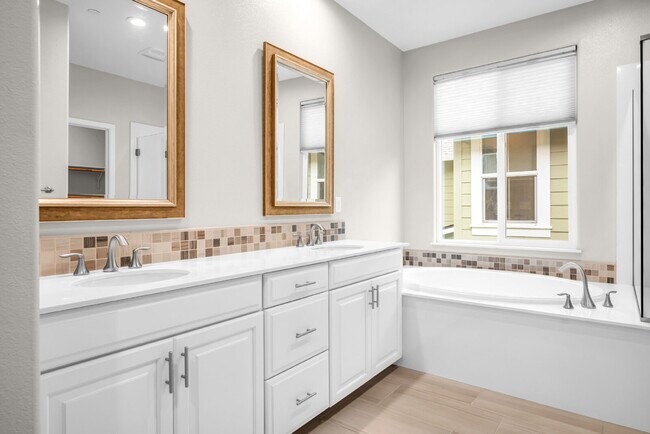 Building Photo - Available now | 3 bedroom + office | 3 full bath | Solar