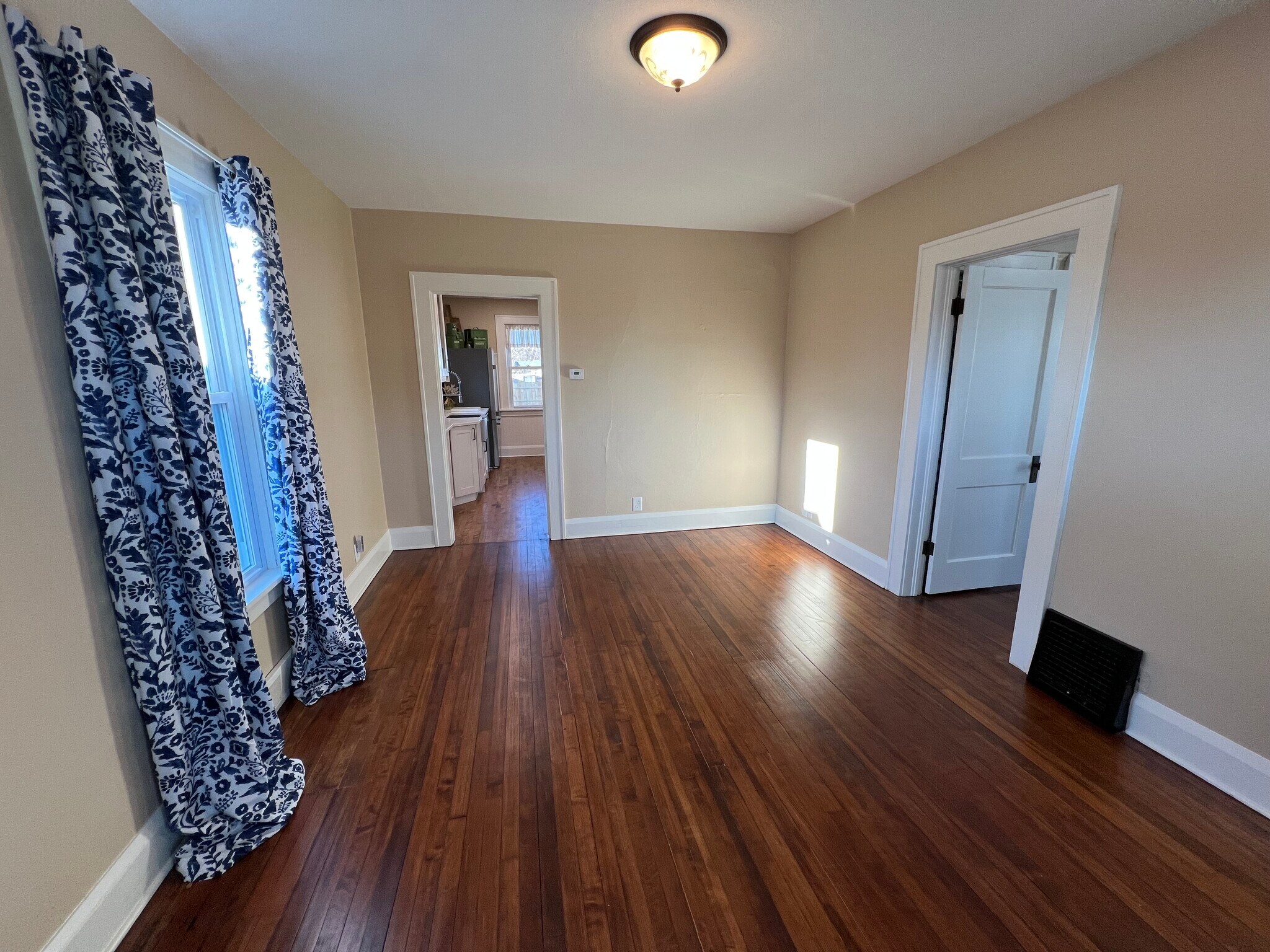 Building Photo - 2612 75th St