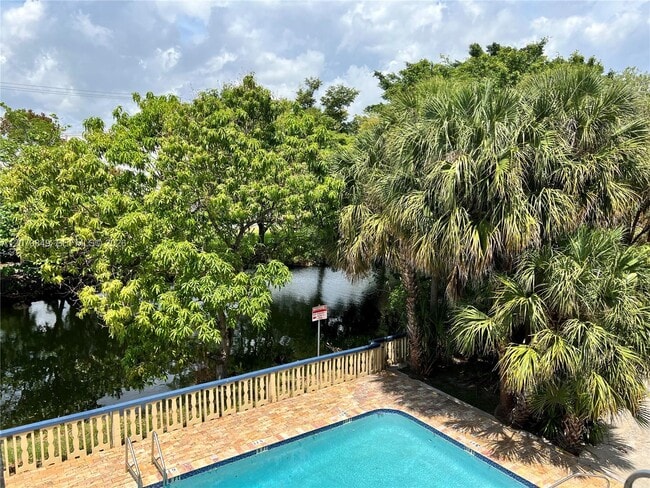 Building Photo - 4301 NW S Tamiami Canal Dr