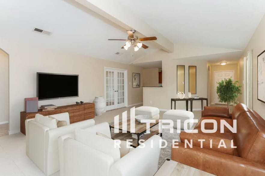 Building Photo - 437 Palomino Stand Dr