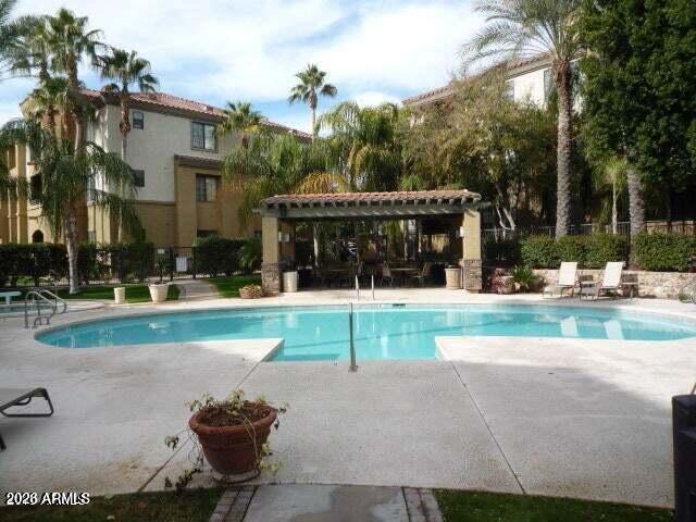 Building Photo - 5302 E Van Buren St