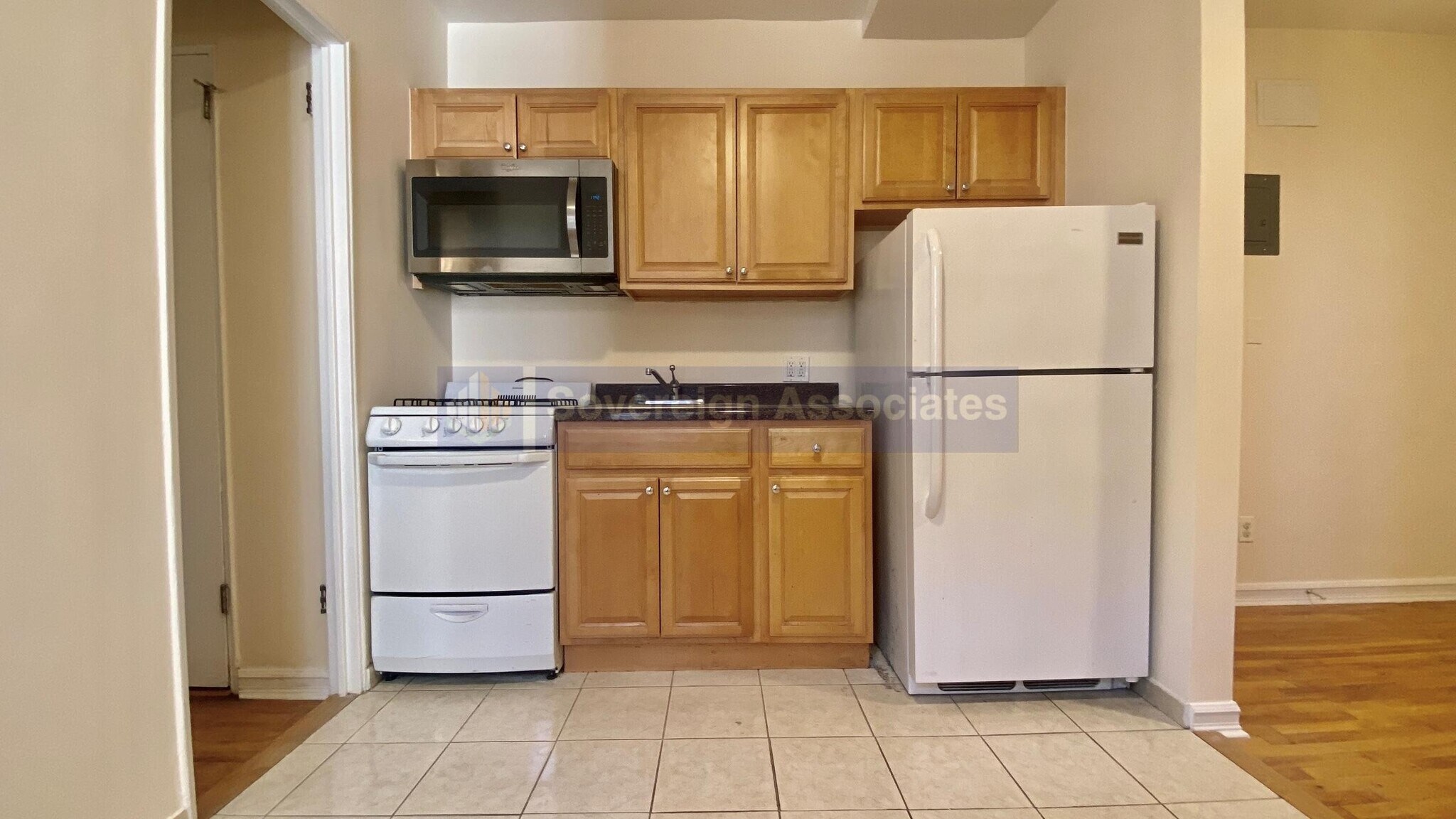 Building Photo - 2712 Decatur Ave