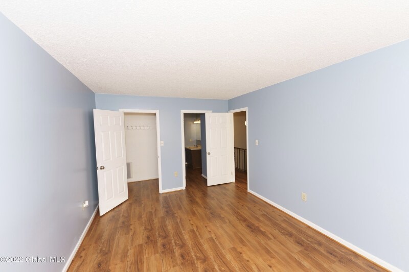 Building Photo - 12 Whispering Pines Rd