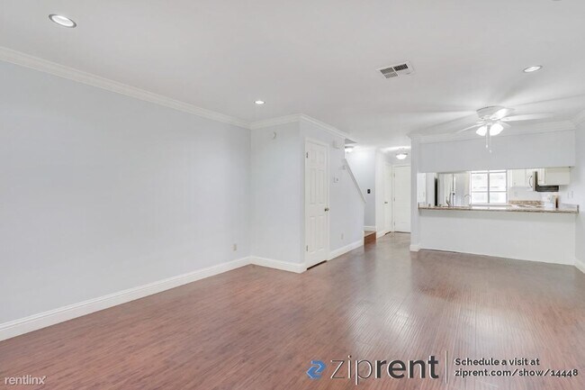 Building Photo - 2 br, 1.5 bath Townhome - 312 Eastgate Ln,...