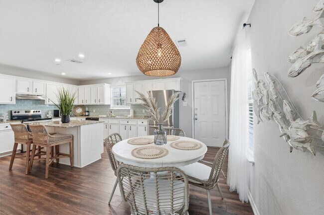 Building Photo - 2311 56th St