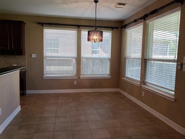 Building Photo - 3607 Cat Springs Ln