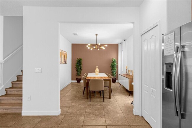 Building Photo - 1483 Rolling Fairway Dr