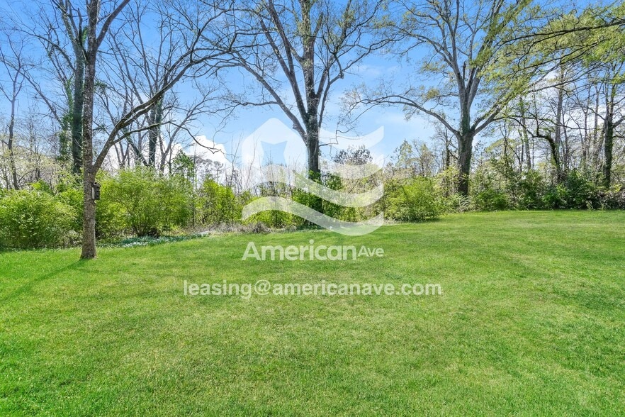 Building Photo - 413 Roebuck Dr