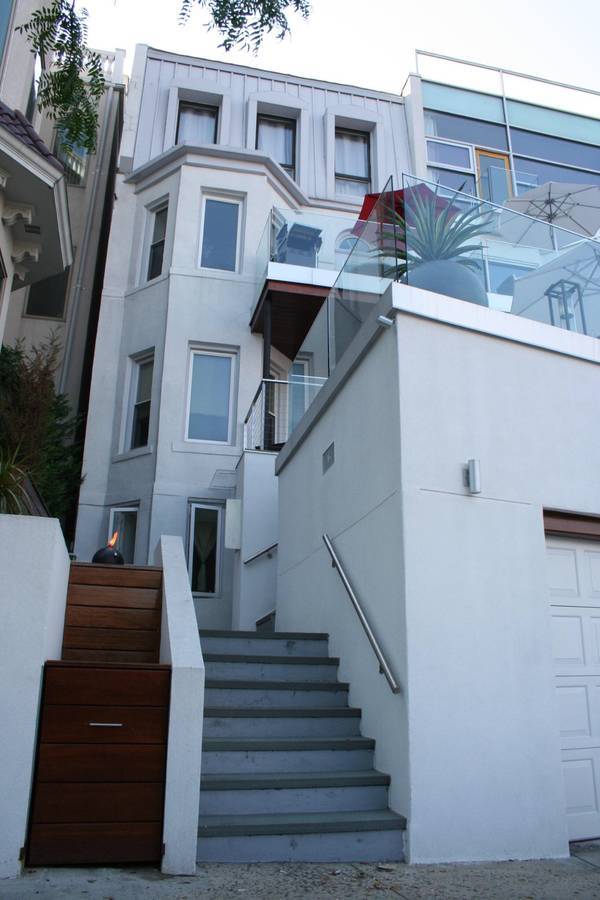 Second set of windows- porch level - 955 Boulevard E