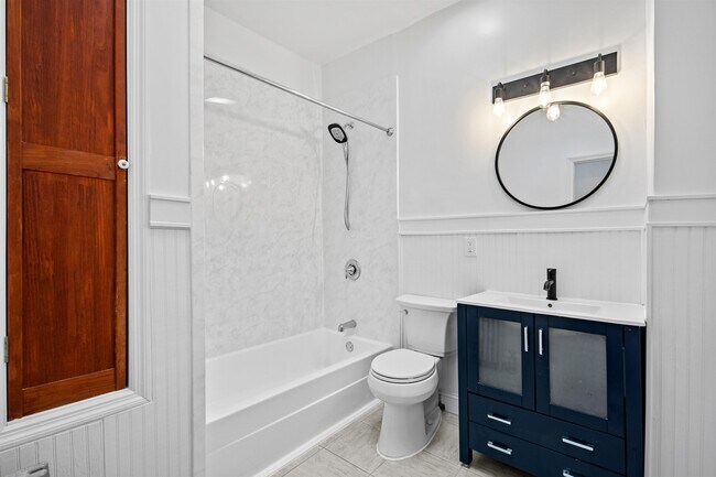 Building Photo - 108 Stegman St