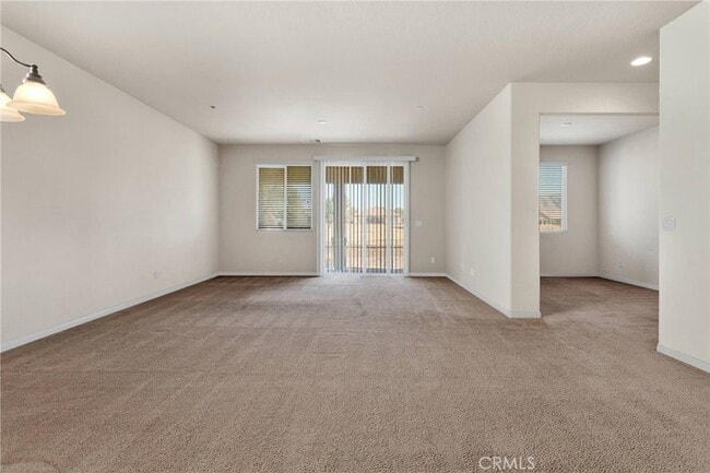 Building Photo - 10875 Green Valley Rd