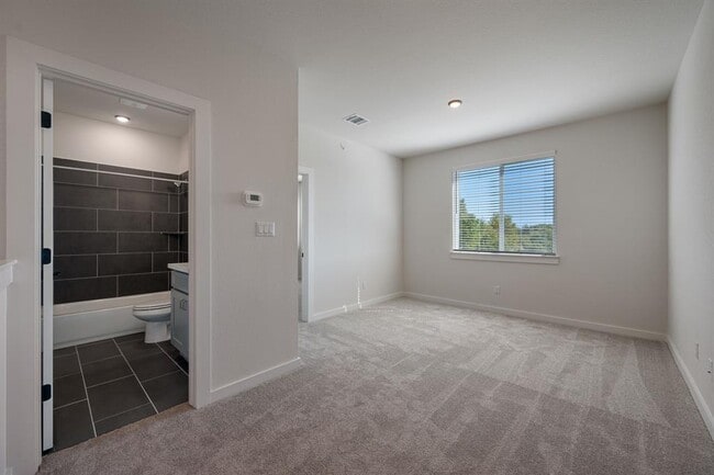 Building Photo - 2600 Gattis School Rd