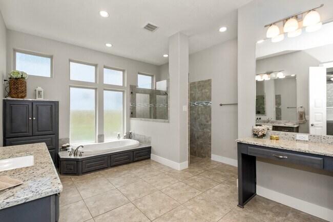 Building Photo - 7323 Settlers Way